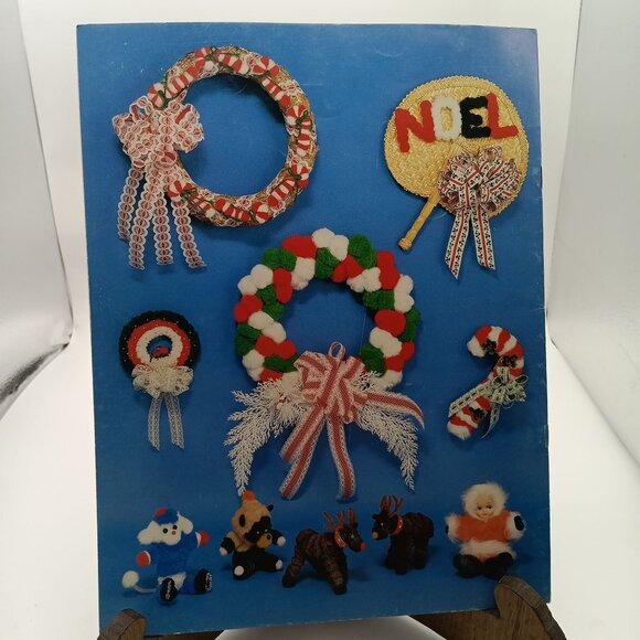 Kappie Originals Pom Poms & Chenille Book 202 "Christmas Cheer" 1983 32 Projects - Picture 2 of 2